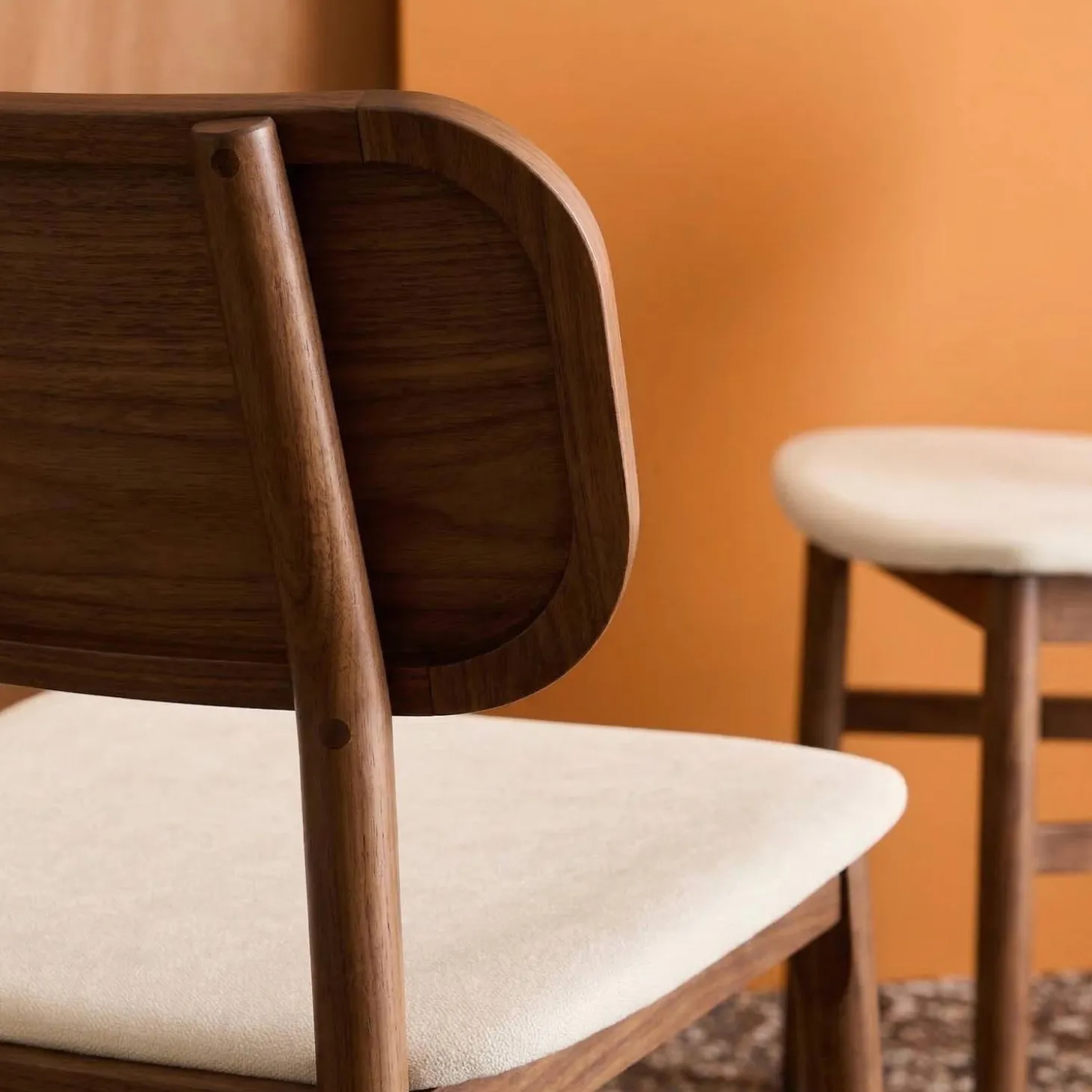 Vintage stoelen rubberhout en stof (set van 2)