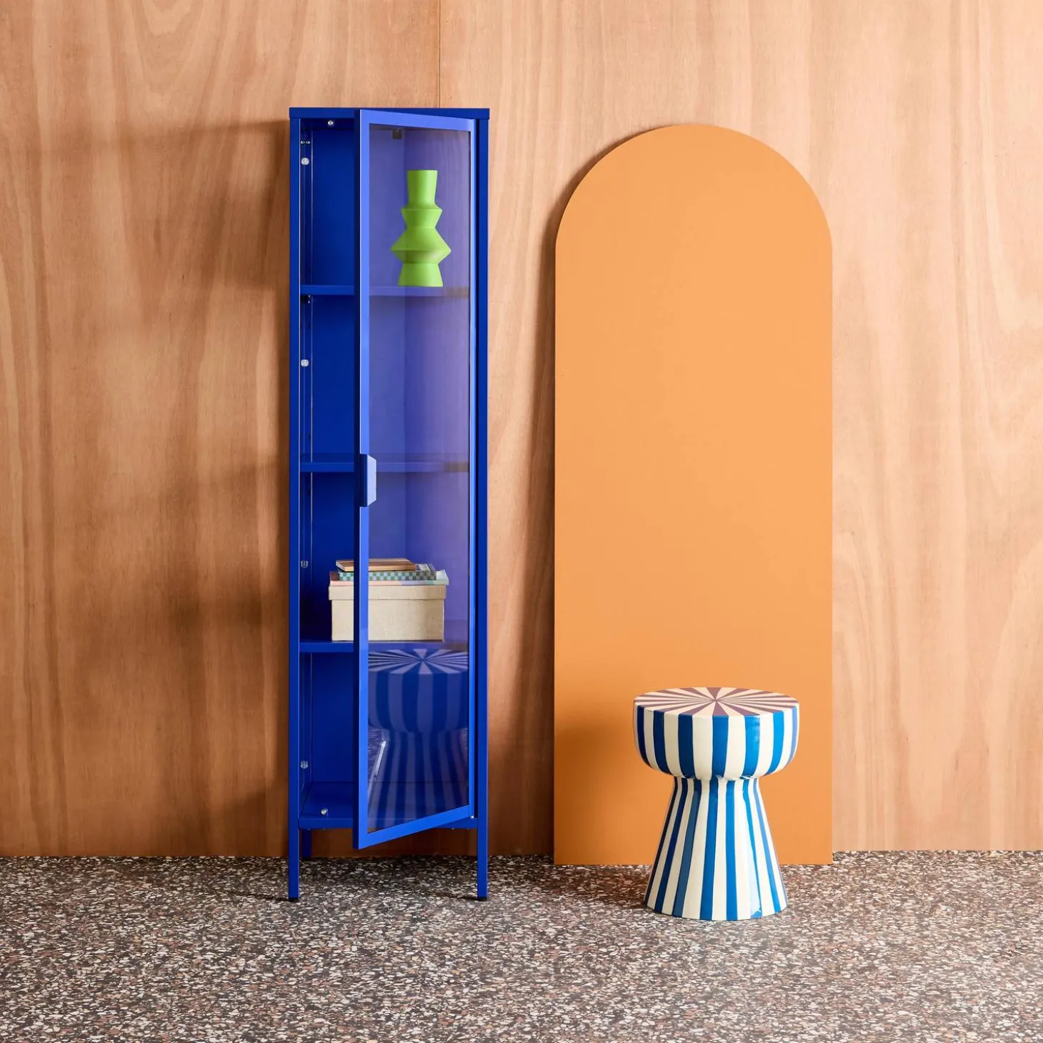 Vitrinekast gehard glas en staal 1 deur 160cm