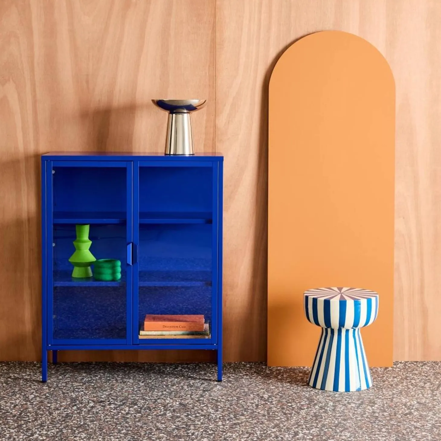 Vitrinekastje gehard glas en staal 2 deuren 80cm