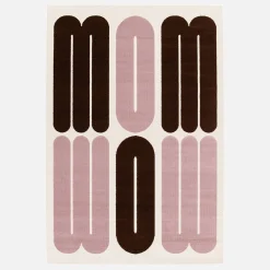 Vloerkleed met roze en bruin grafisch patroon voor binnen
