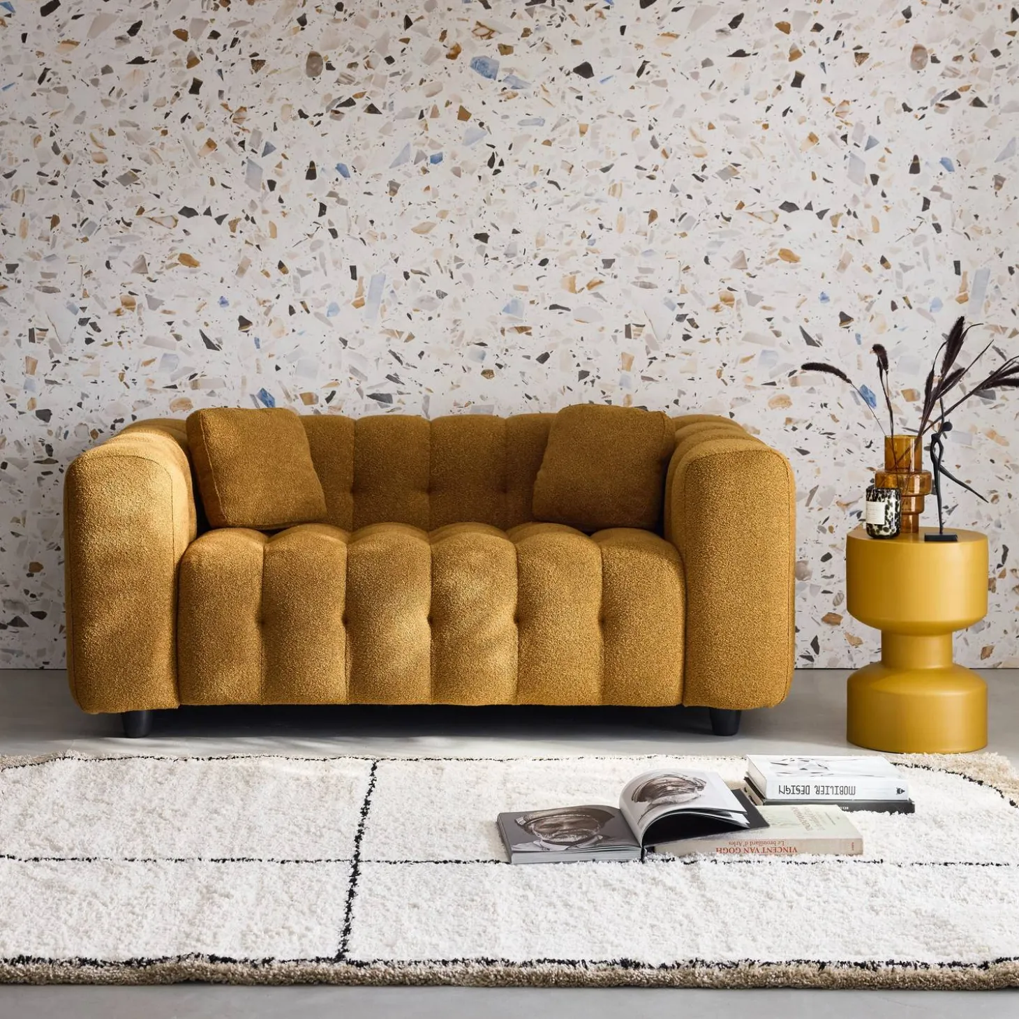 2-zitsbank, bekleed met bouclé textuur